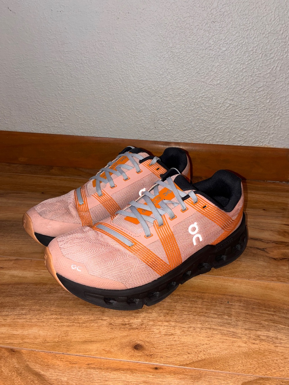 On Cloud Women’s Cloudgo Athletic Running Sneaker Shoes, pink - size 8.5